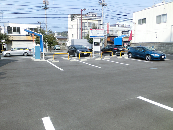 松山市本町　コインパーキングの駐車場舗装工事